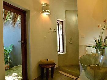 Bakwena Lodge Касане Экстерьер фото