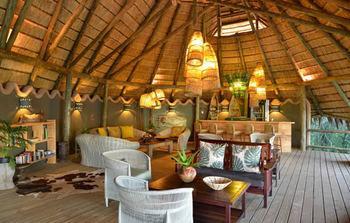 Bakwena Lodge Касане Экстерьер фото